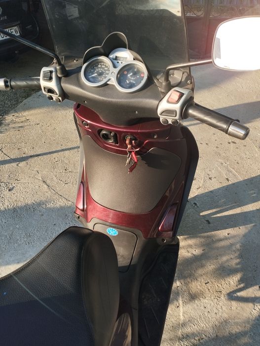 Scuter Piaggio Beverly 250ie