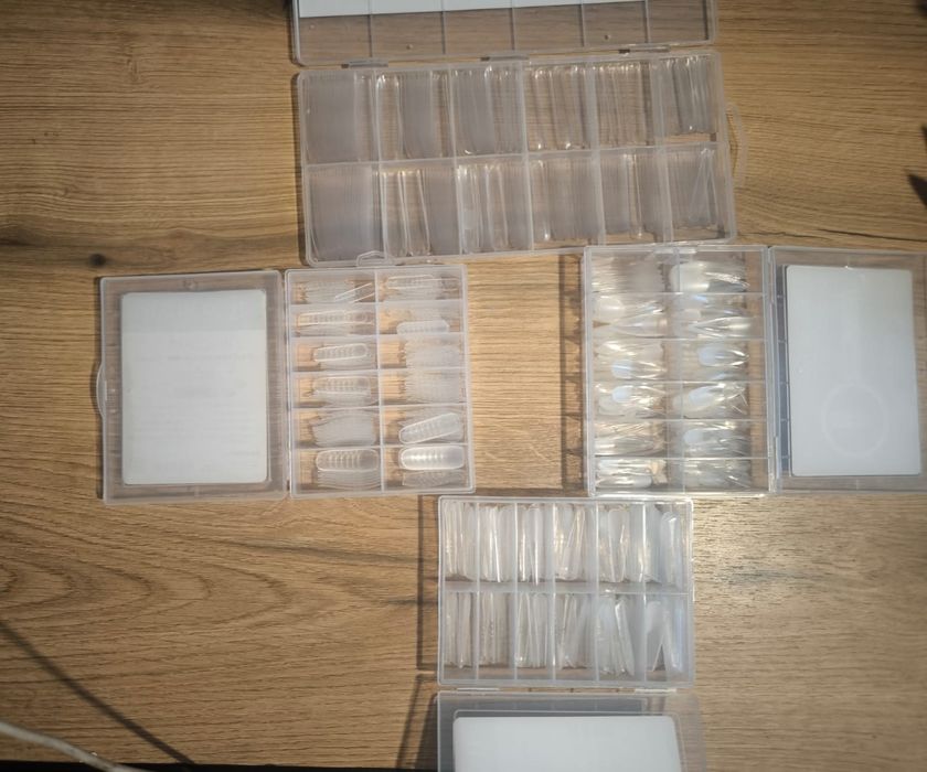 Kit unghii,mai multe detalii în privat!