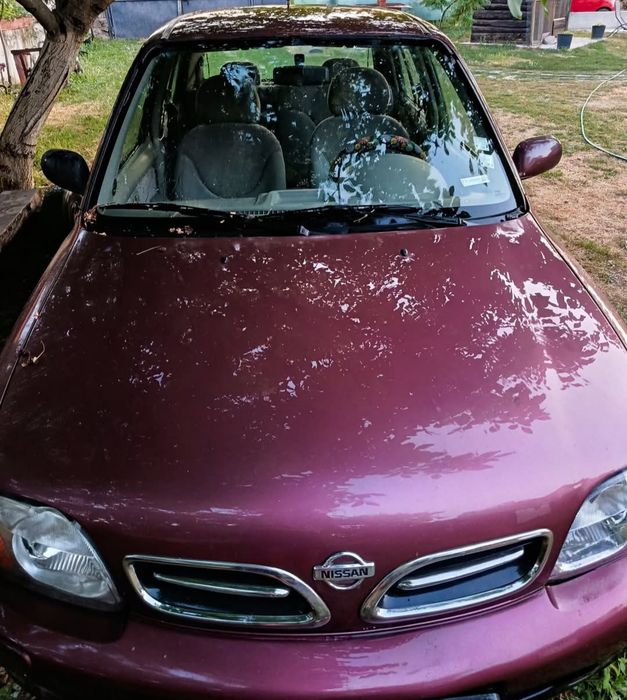 Продавам Нисан Микра