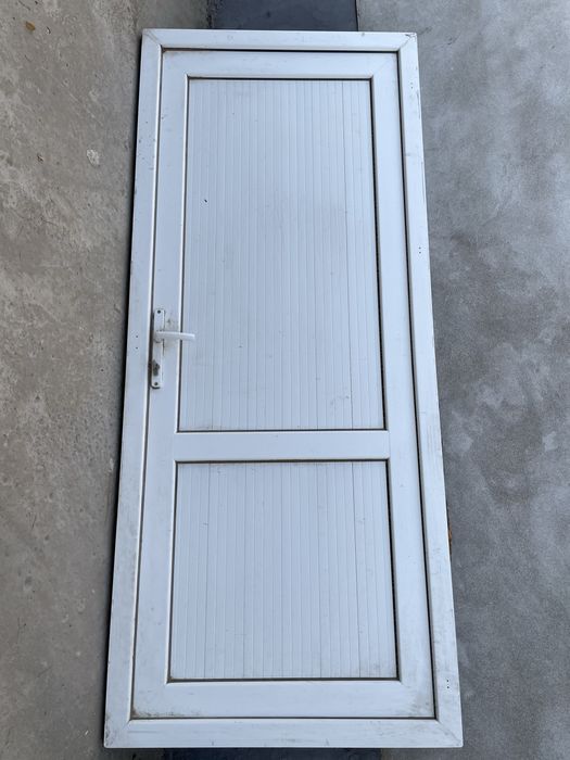 Akfa eshik 2.10x1m