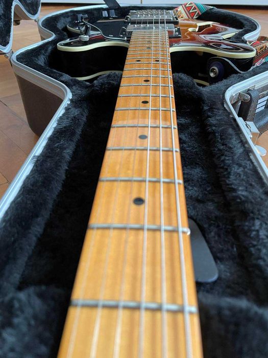 Vand chitara semiacustica Squier Starcaster Classic vibe cu hard case