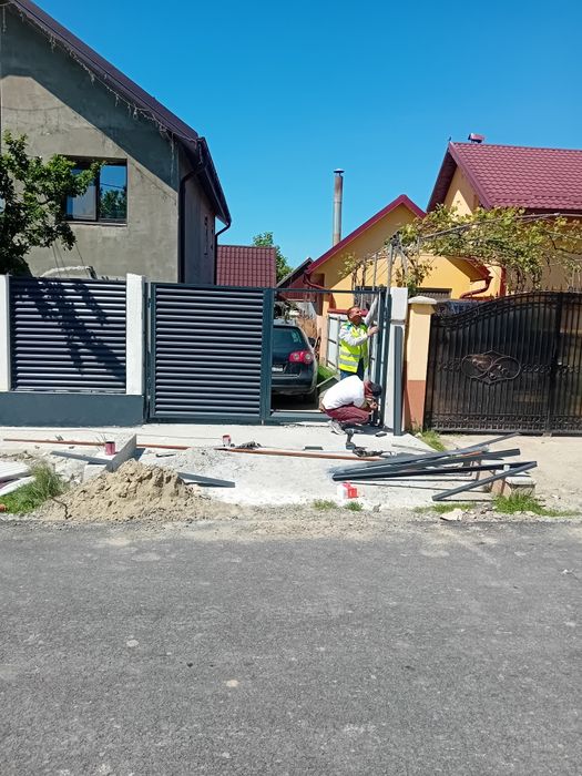 Garduri și porți din jaluzele sipca metalică fer forjat  plasă bur