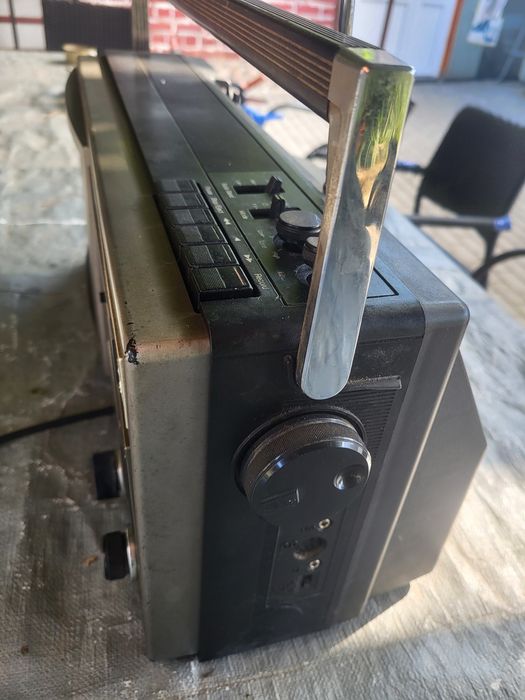 Radio, casetofon,tv SHARP