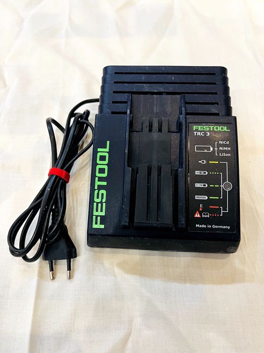 Зарядное устройство Festool