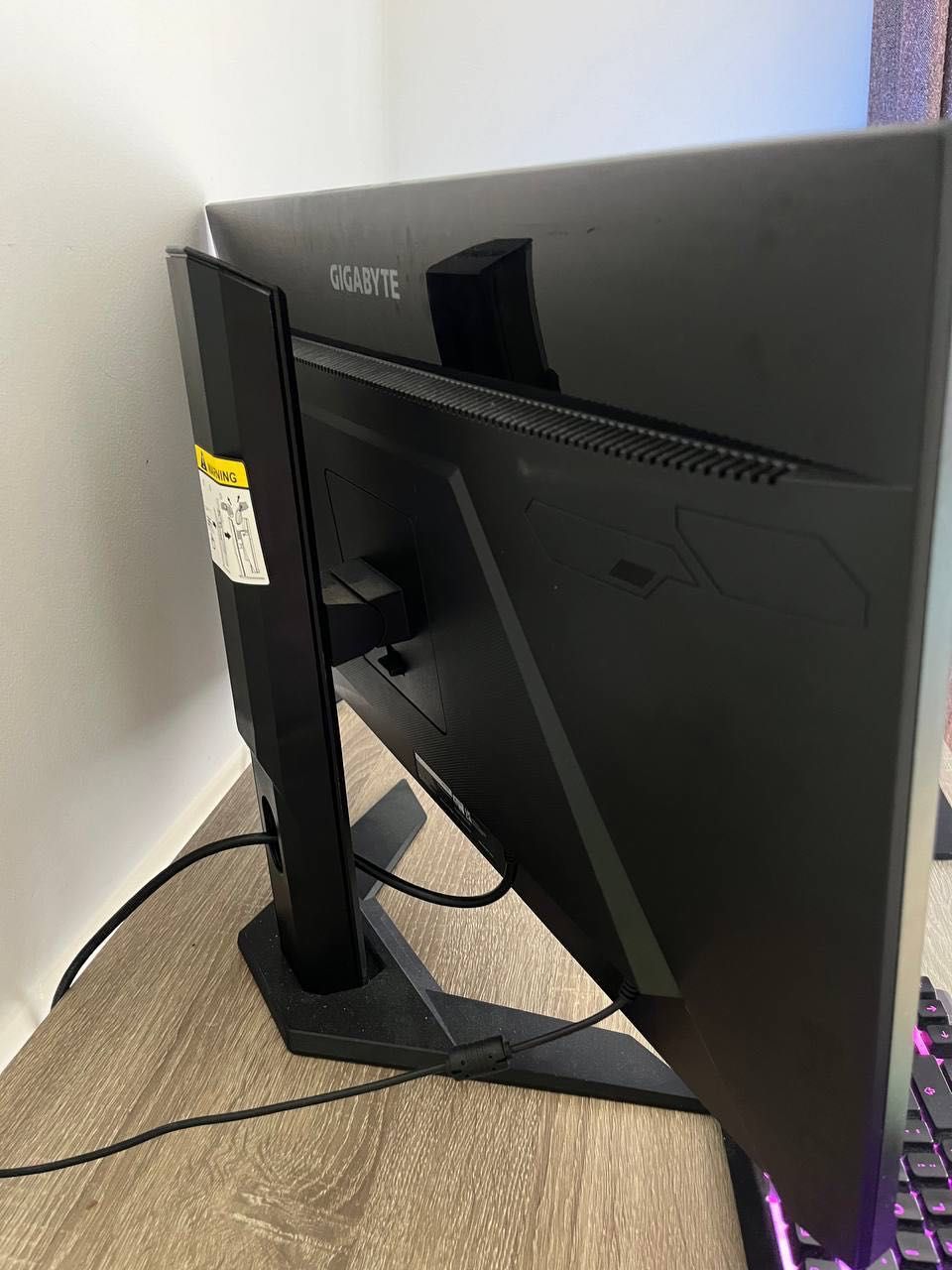 Продам монитор Gigabyte
G27F-2-EU, IPS, 1 ms, 165 Hz, FHD 1920x1080