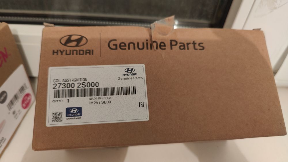 Катушка зажигания  27300 2S000