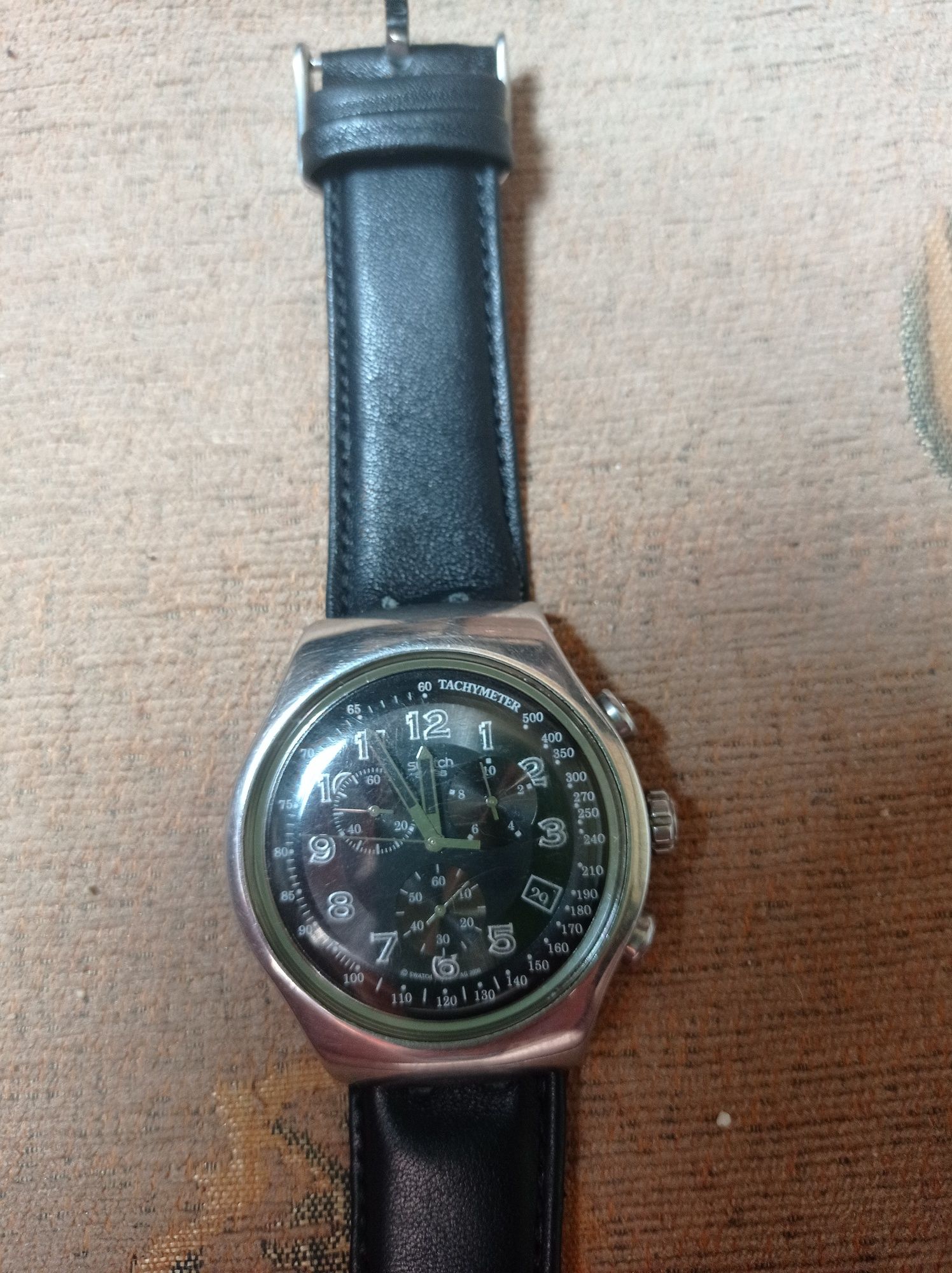 Продам часы Swatch IRONY