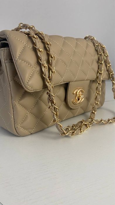 Stoc geanta Chanel