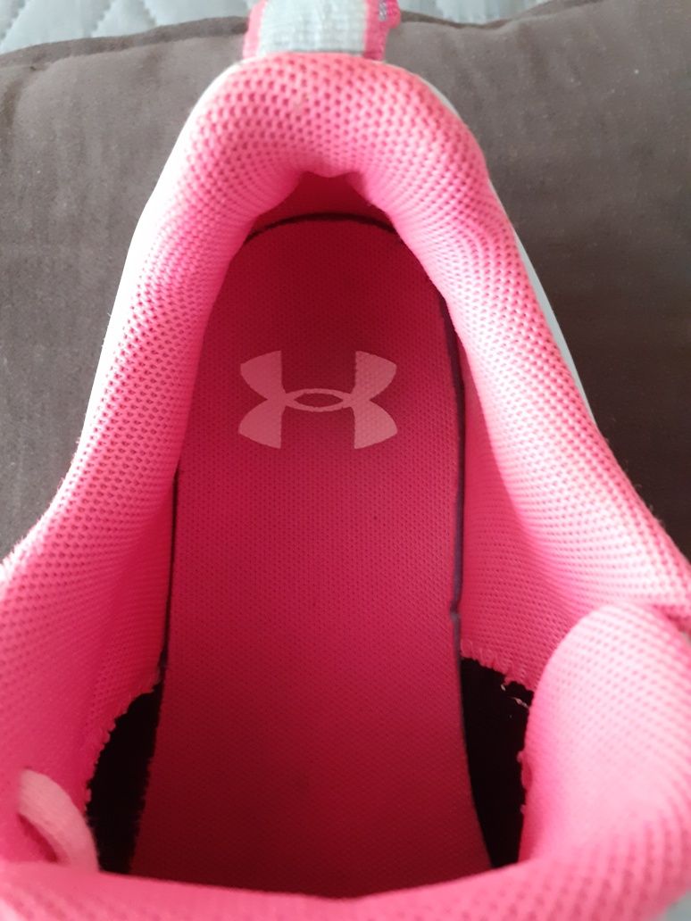 Маратонки Under Armour