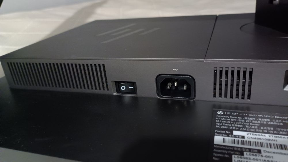 Монитор HP Z27 4K UHD Display