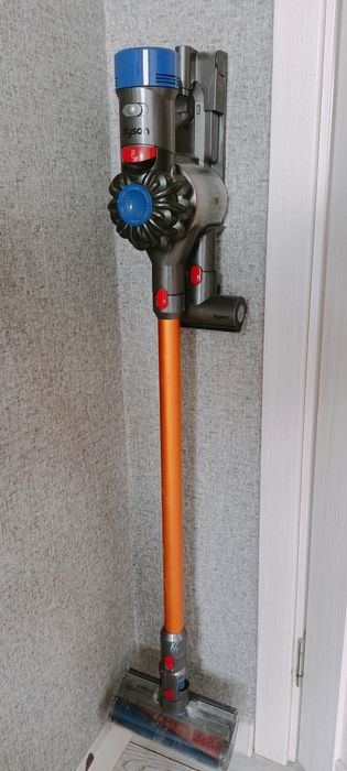 Продается пылесос Dyson