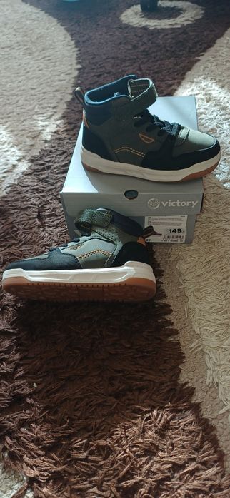 De vânzare Incaltari Vty