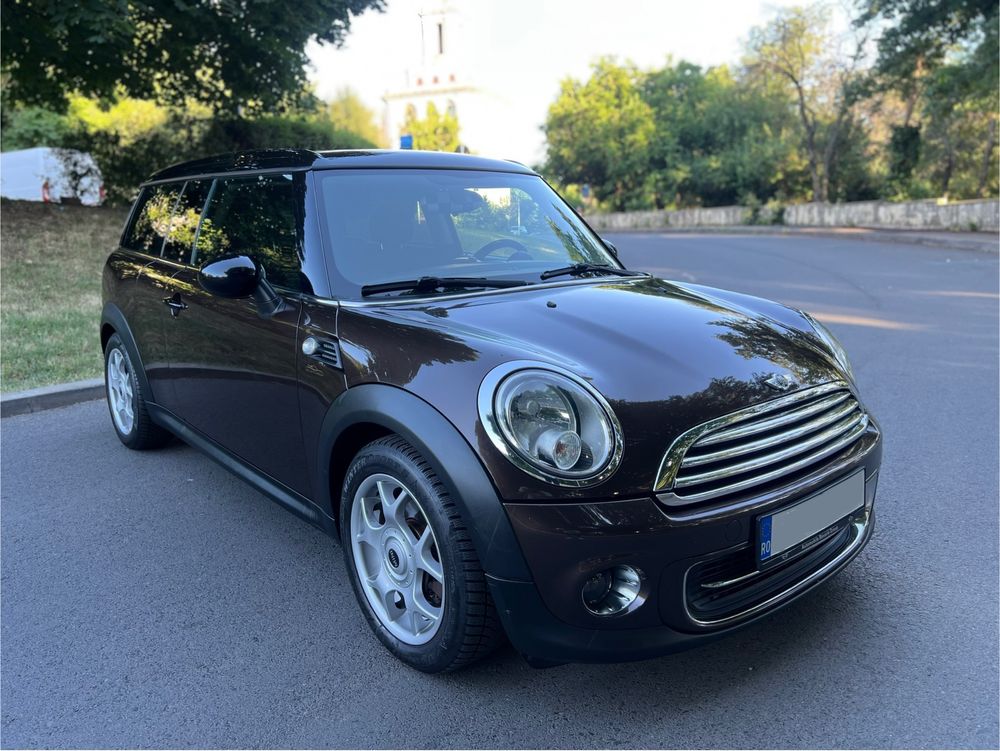 •Mini Cooper Clubman 2011 1.6i Euro 5•