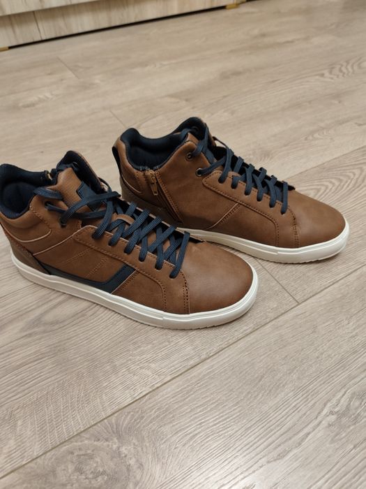 Мъжки кожени кецове