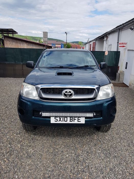 Carlig remorcare Toyota Hilux 2010 - 2015 SUV 4 Usi (671)