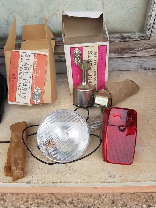 Фар стоп и динамо за велосипед Балкан Балканче  Руски MADE IN USSR