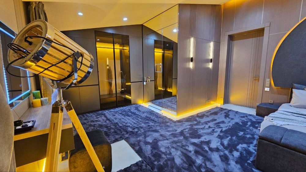 Продажа люкс кв Ж/К Poytaxt Gavhari  3/10/10 100квадрат