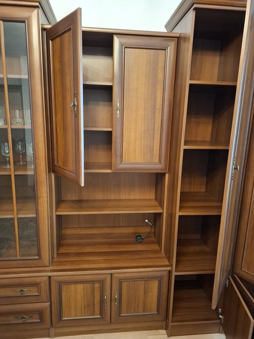 Bibliotecă living Wiki C, Polonia