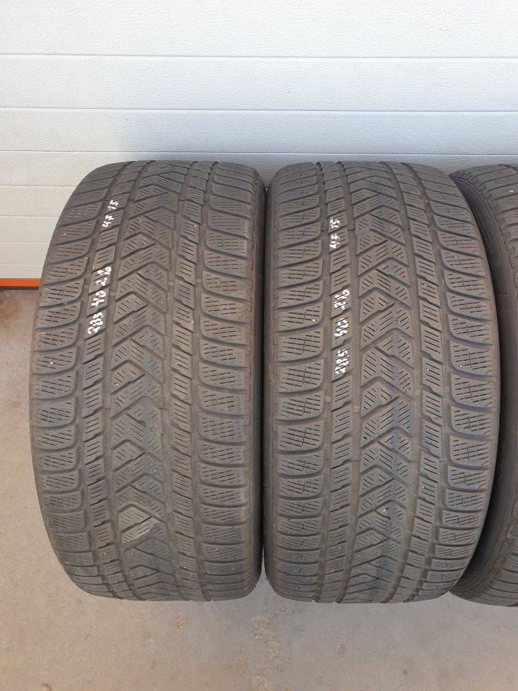 Зимни гуми за Джип 4 броя PIRELLI Scorpion Winter 285 40 R21 дот 4615