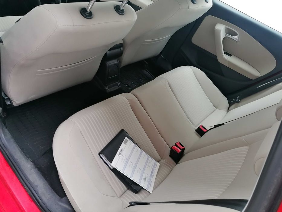 Vand Volkswagen Polo 1,4 benzina