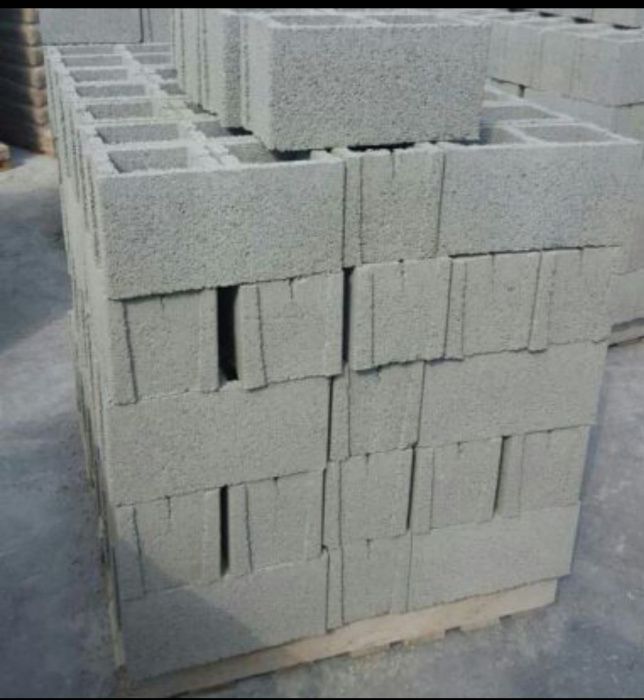 Boltarii beton..