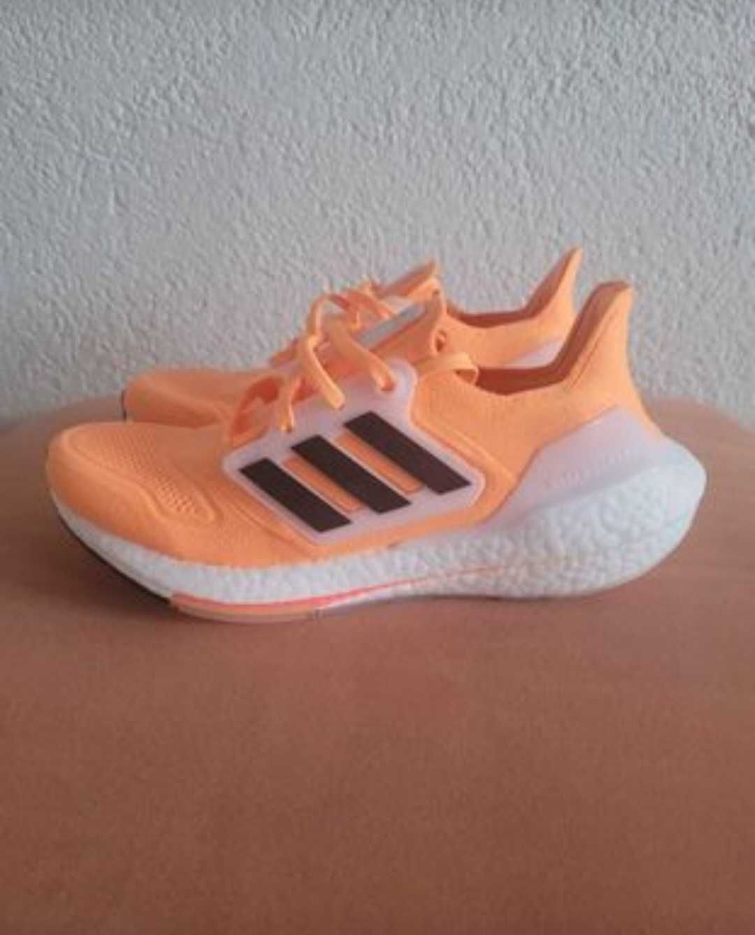 Adidas Ultraboost 22, Nr. 40, noi.