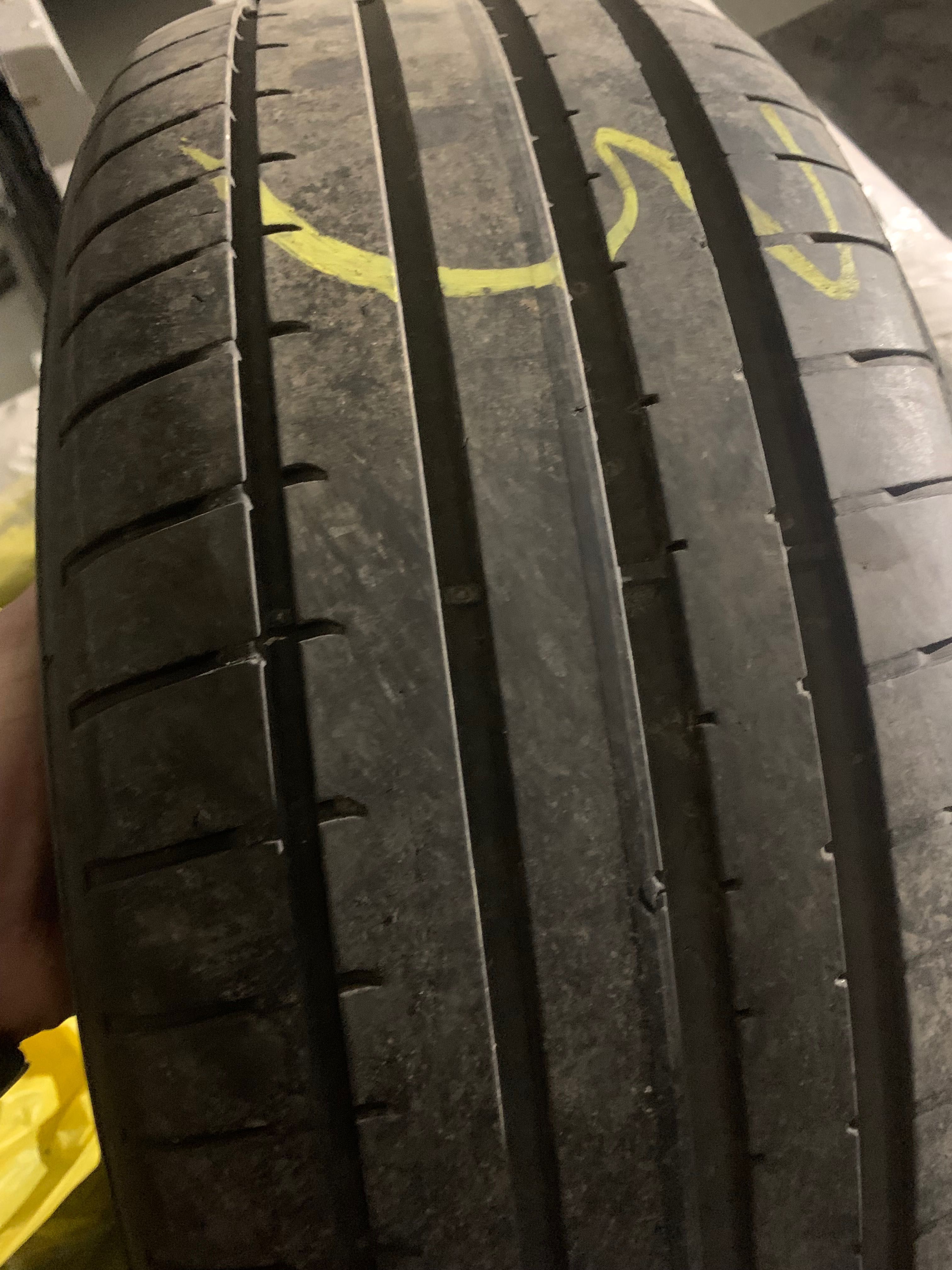 Летни гуми Dunlop 225/55/17 dot 2018