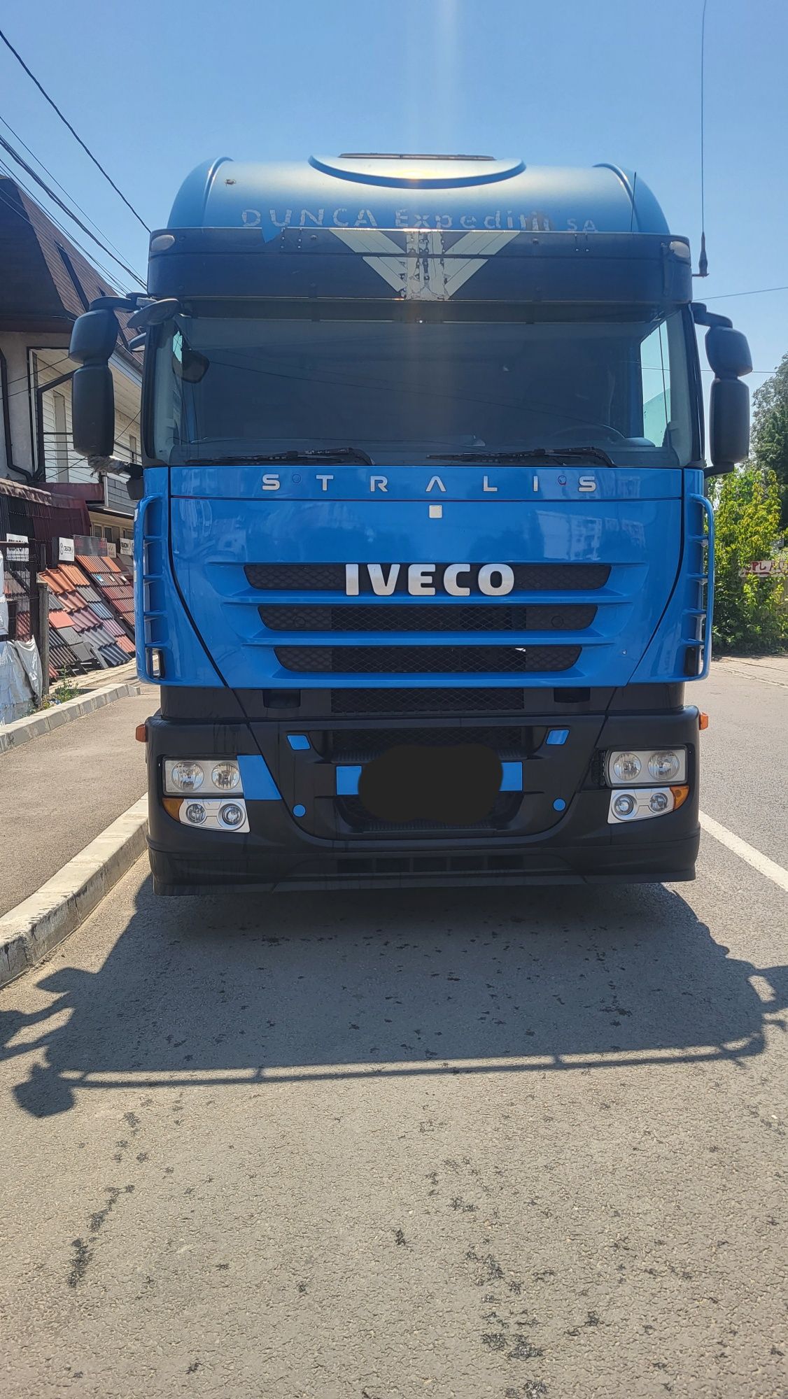 Dezmembrez iveco stralis