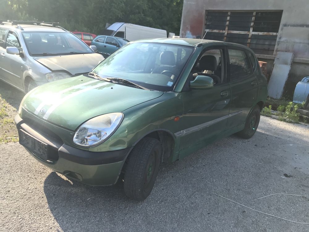 Daihatsu Sirion 1.0i 4x4 на части