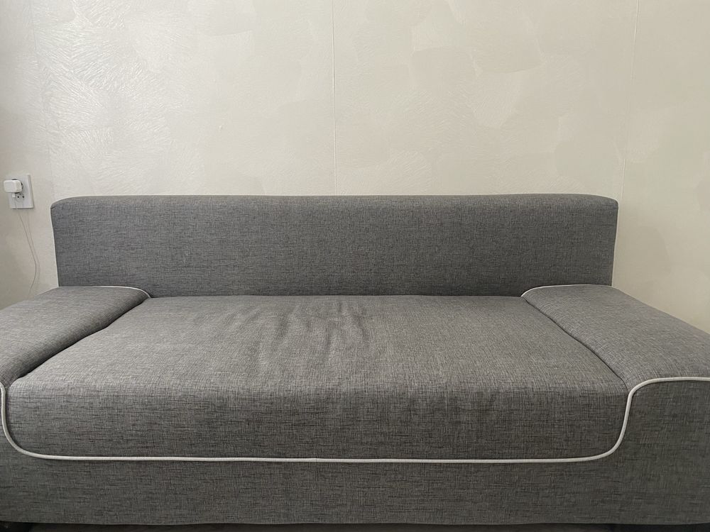 Продам диван ( производство Россия )