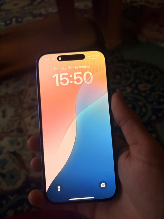 Vand iphone 16 Albastru