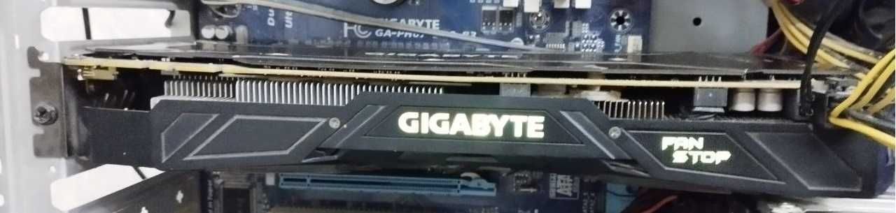 GIGABYTE GTX 1080 8GB : для 3D Design , для рендера