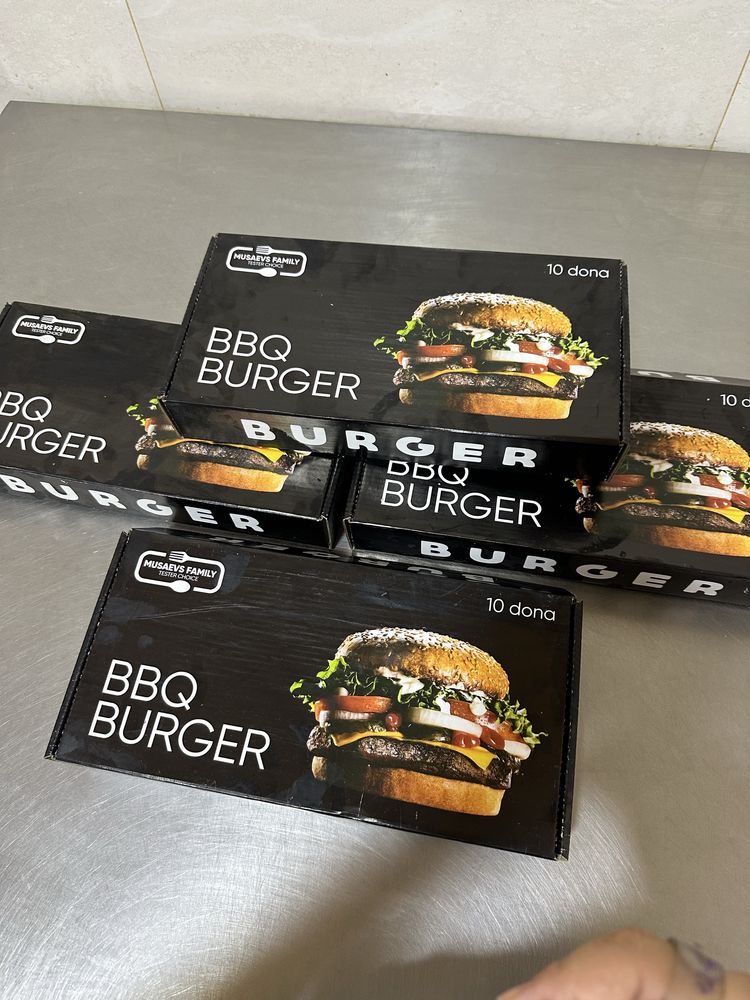 Gamburger yarm tayyor kotletlari.