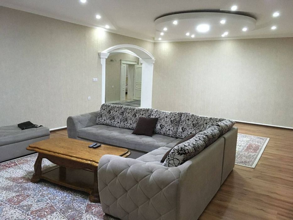 Срочно продаётся банквский дом 205м2 Яккасарой