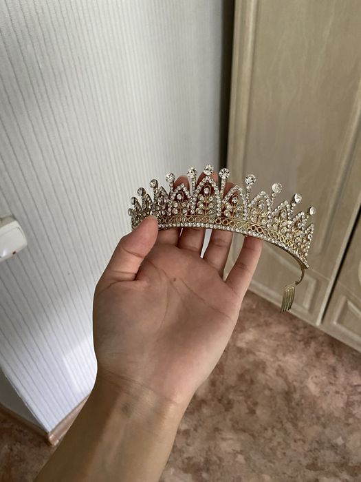 Корона вечерняя