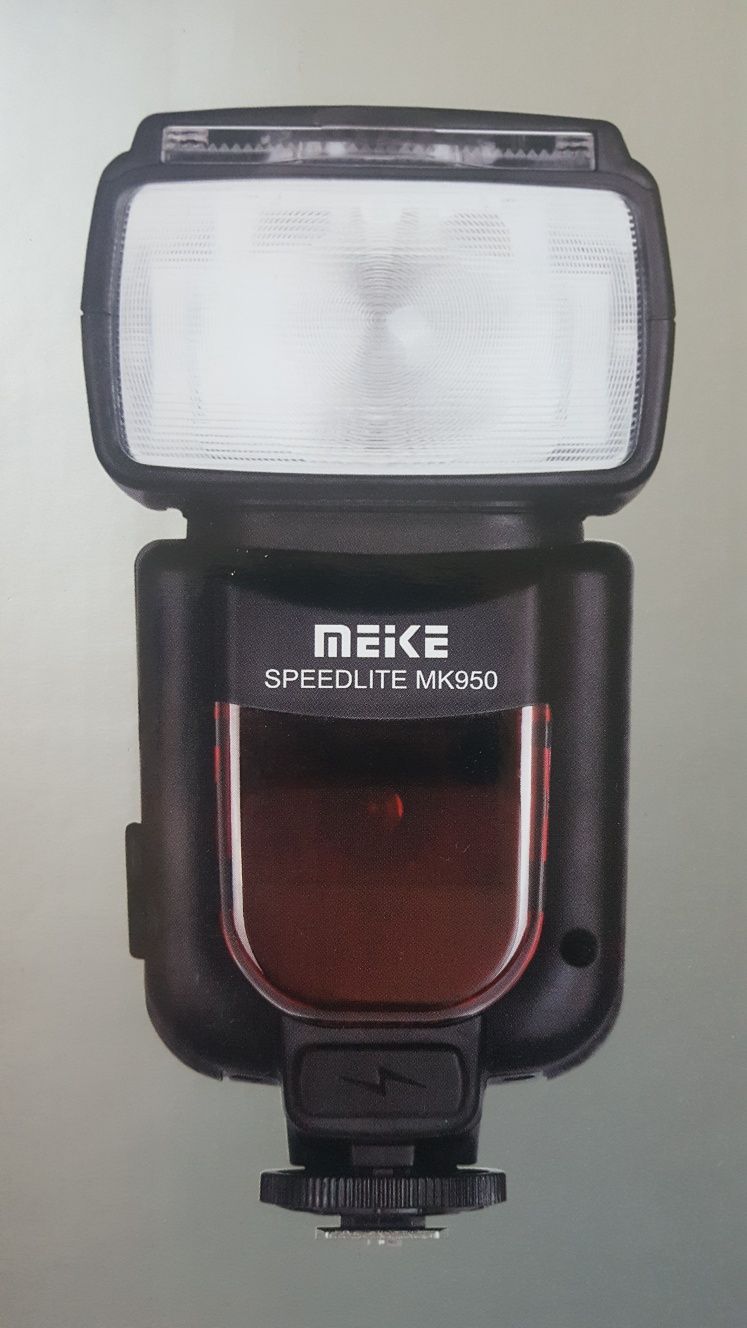 Blitz NOU Meike Speedlite MK950iii,TTL ii