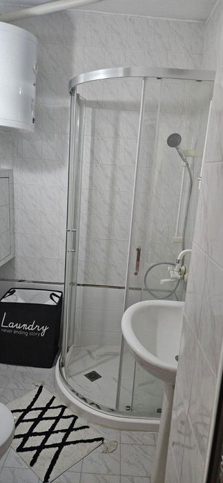 Дава се под наем Двустаен апартамент в Бургас, Славейков - 60 кв.м за 306 € - Снимка #9