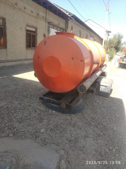 Isuzu bochka sotiladi срочно