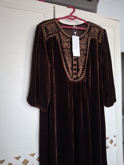 Продам платье новый