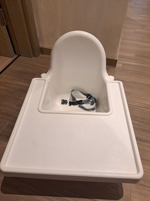 Столче за хранене ikea