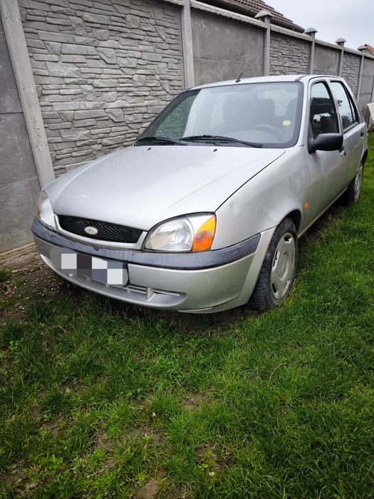 Ford Fiesta 2001, 1.3i benzina