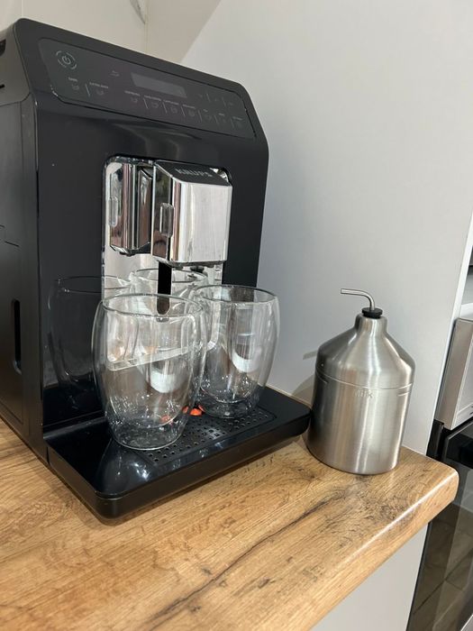 Продаю кофемашину Крупс в б/у состоянии