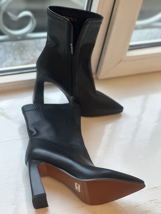 Продаются ботильоны новые 37 размер