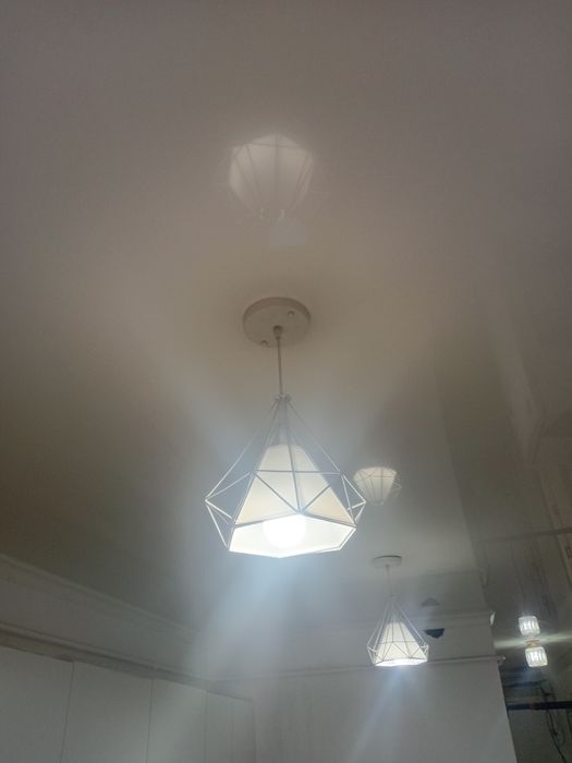 Люстра на штанге