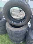 235/55 R17 Bridgestone Dueler