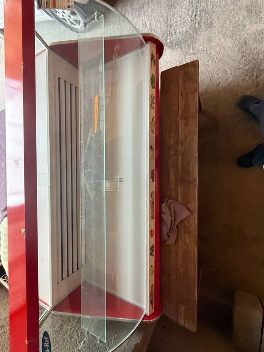 Витринный Холодильник