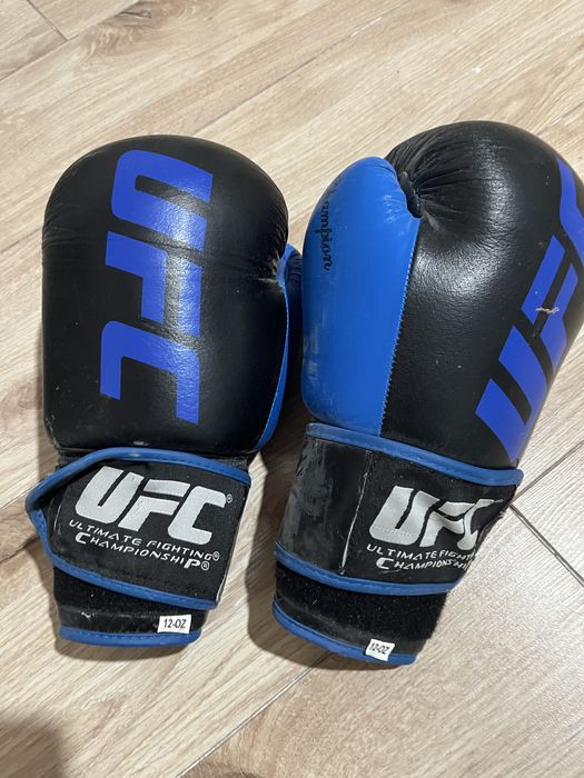 Продам новые боксерские перчатки