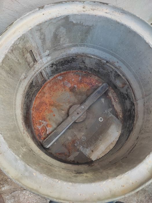 Продам дробилку б/у 3000 КВ