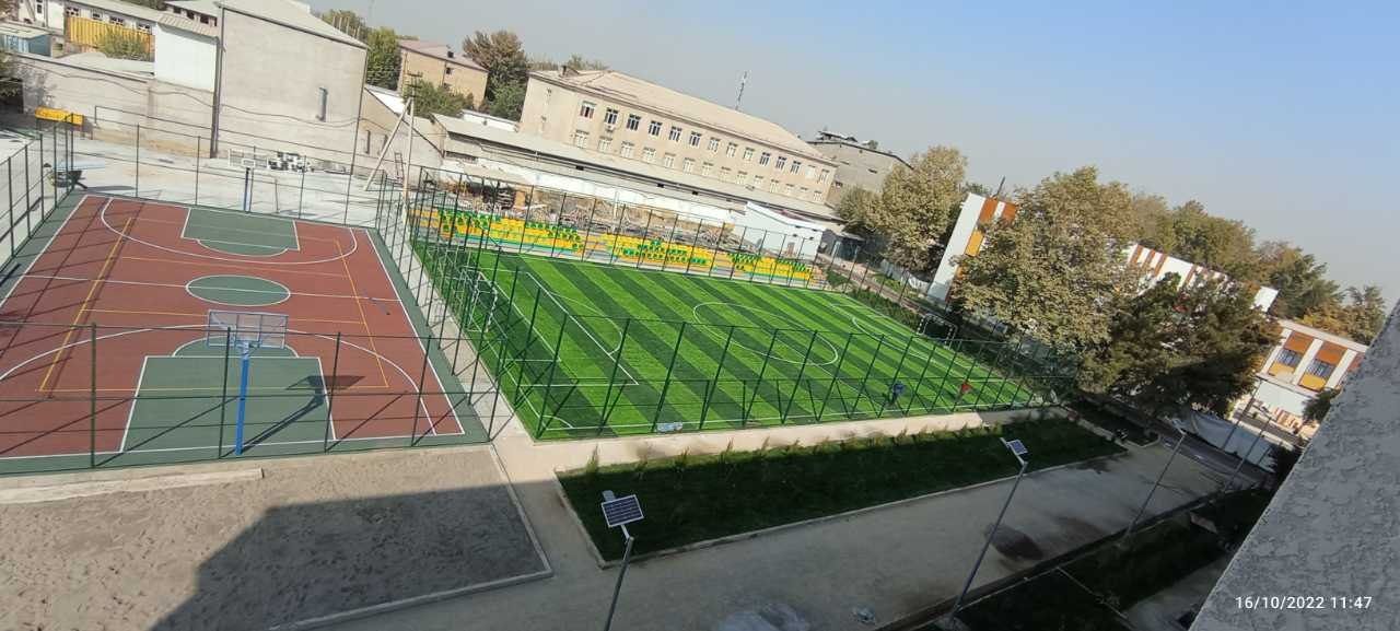 Mini stadion. Va baskedbol maydon