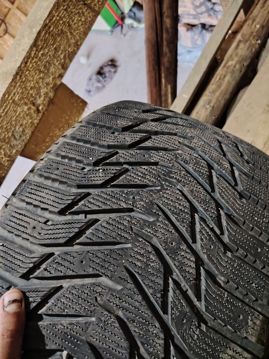 Cauciucuri de vânzare